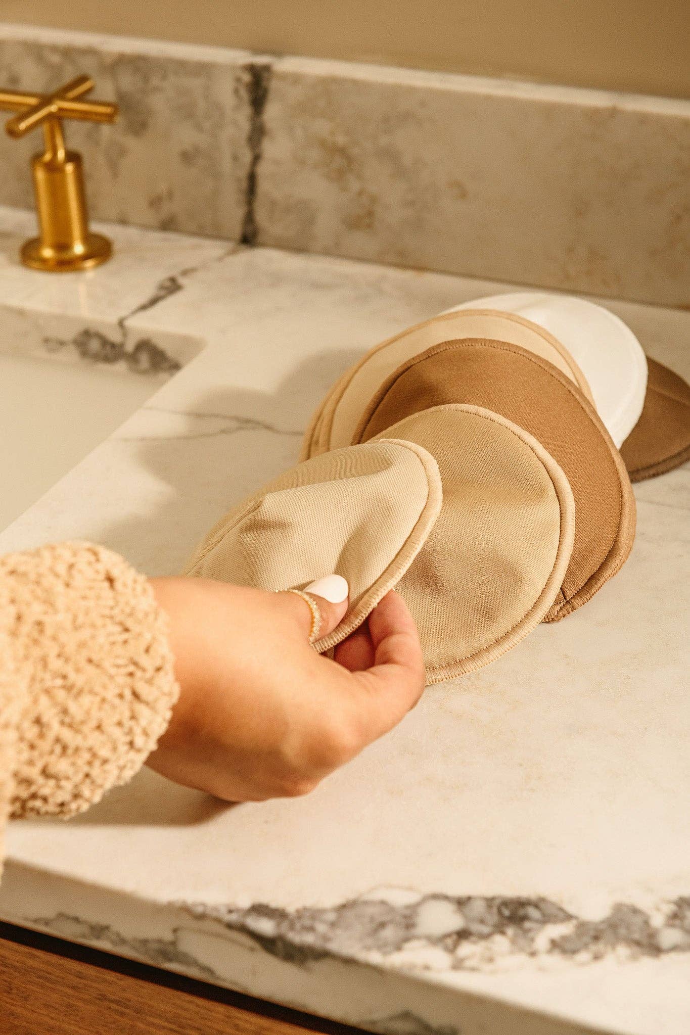 Le Lolo - Reusable Nursing Pads | Breastfeeding, Postpartum, New Mom