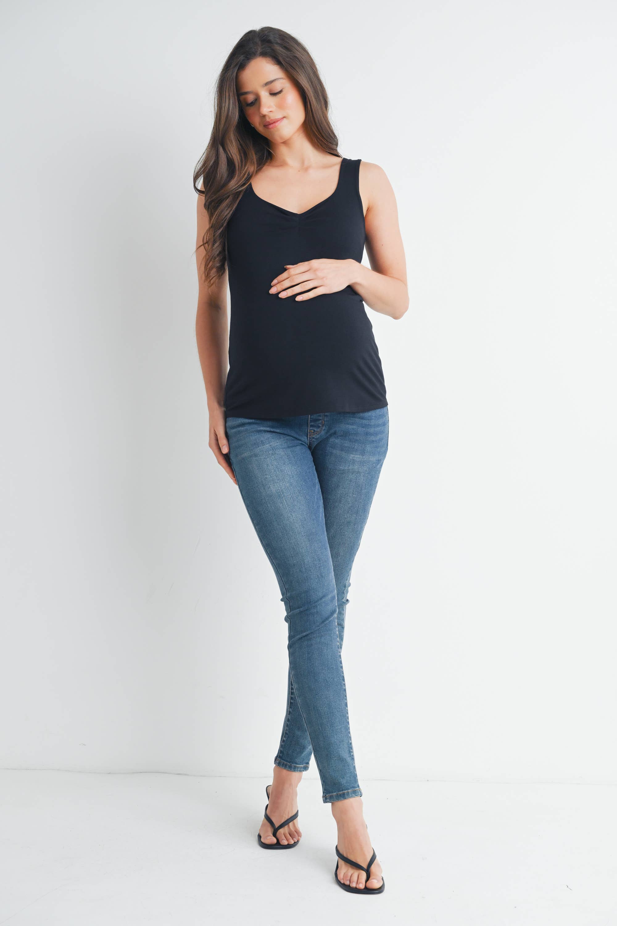 Sweetheart Sleeveless Maternity Top